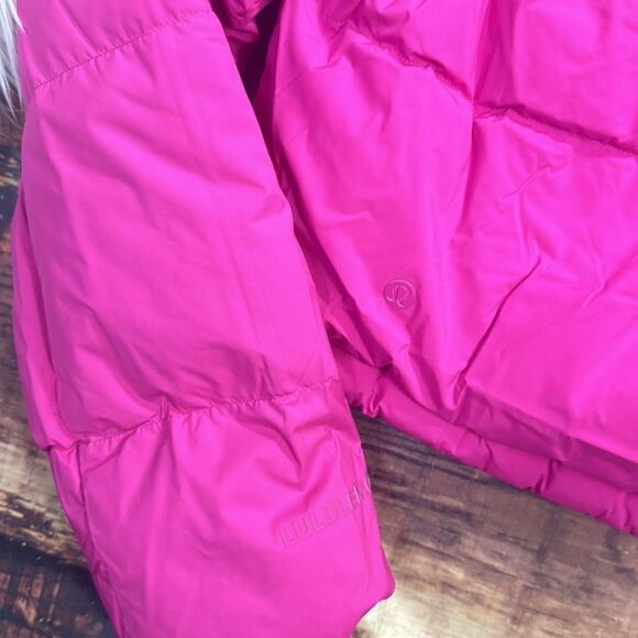 lululemon Wunder Puff Super-Cropped Jacket Sonic Pink - Picture 9 of 9